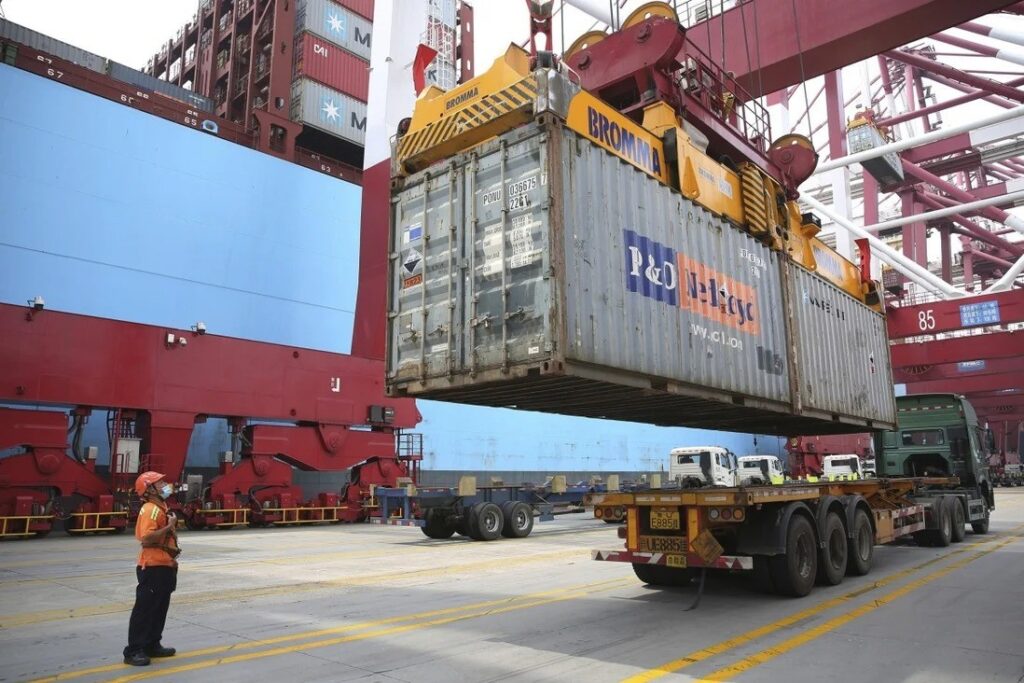 Xuất khẩu sang Trung Quốc vẫn quan trọng với Việt Nam
